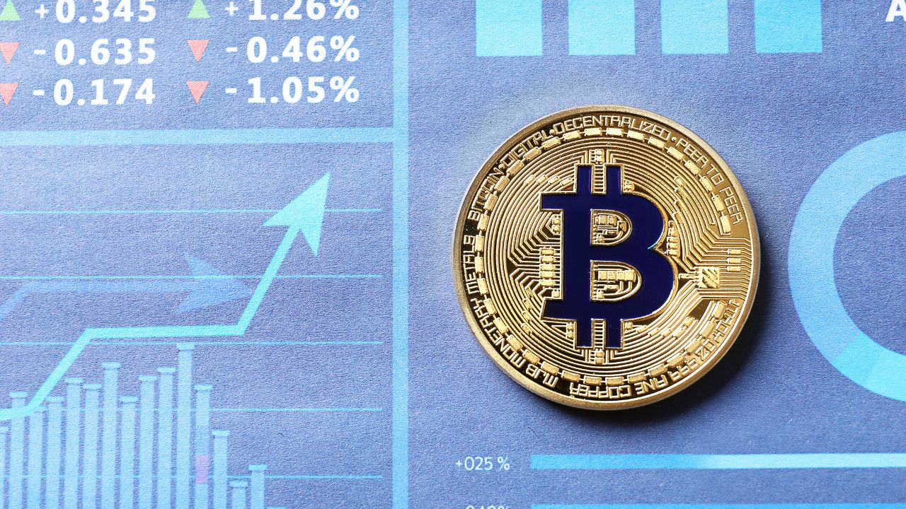 تراجع ارتداد بيتكوين مع استقرارها قرب 66 ألف دولار