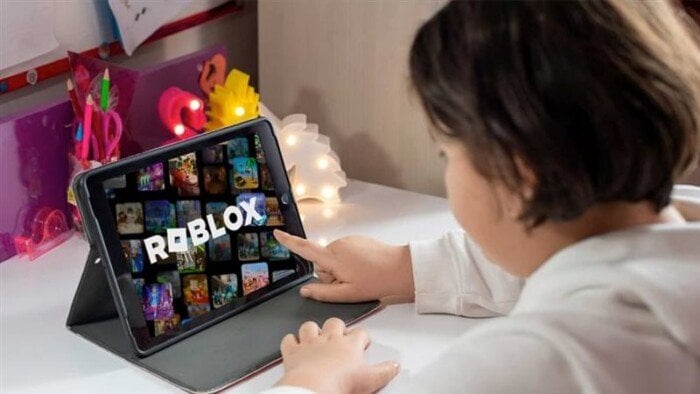 استشاري يحذر: الألعاب الإلكترونية قد تصبح إدماناً حقيقياً بعد حظر روبلوكس