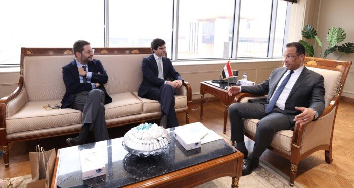 شراكة استراتيجية بين وزارة الاتصالات وجامعة IE لتأهيل الشباب المصري لمتطلبات التكنولوجيا المستقبلية