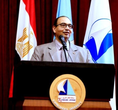 رئيس جامعة كفر الشيخ يشارك في تحدي كوبايلوت بالتعاون مع مايكروسوفت لتعزيز الابتكار والتحول الرقمي