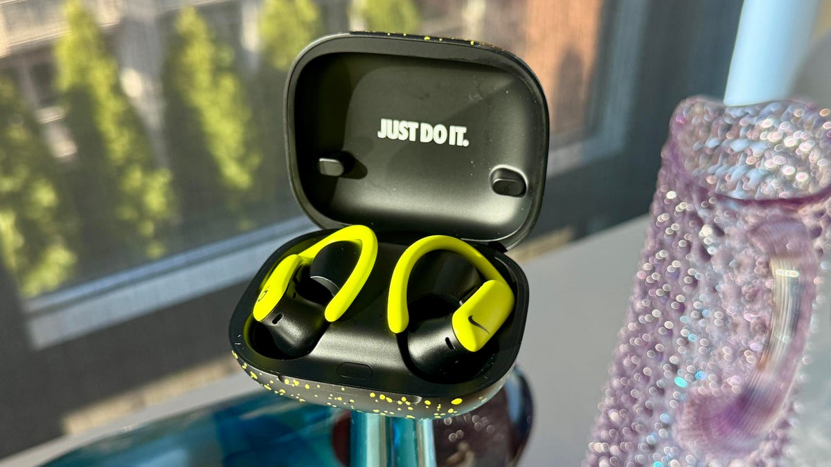 إطلاق سماعات Powerbeats Pro 2 بأصدار خاص من نيكي