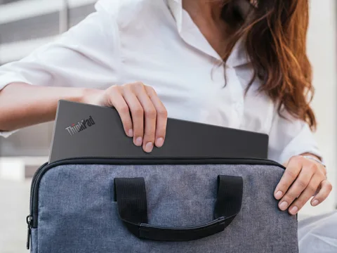 لينوفو تكشف عن حاسوب ثينك باد 2 في 1 بذاكرة وصول عشوائي تصل إلى 64 جيجابايت في MWC 2026